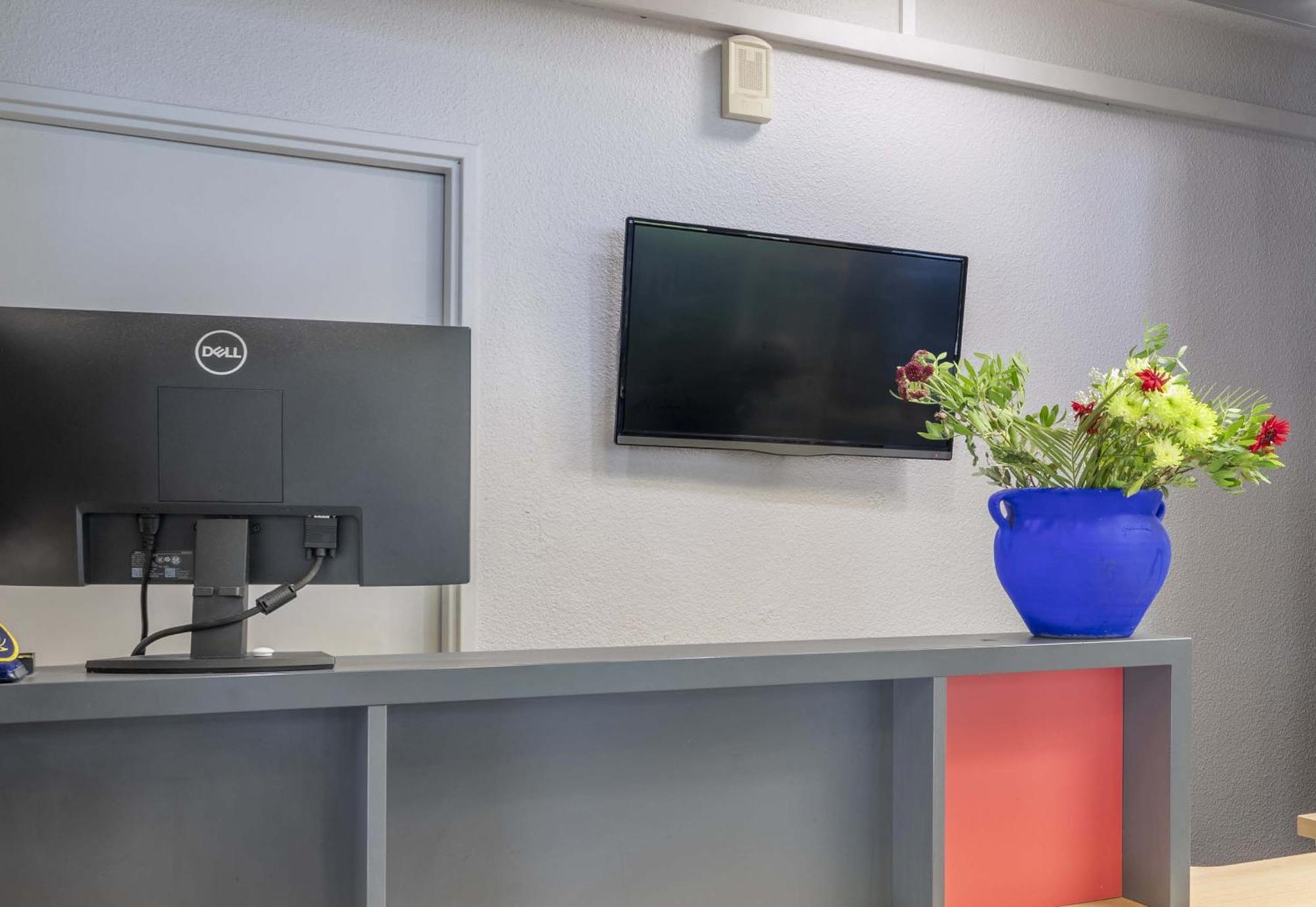 B&B Hotel Toulon Ollioules Zewnętrze zdjęcie