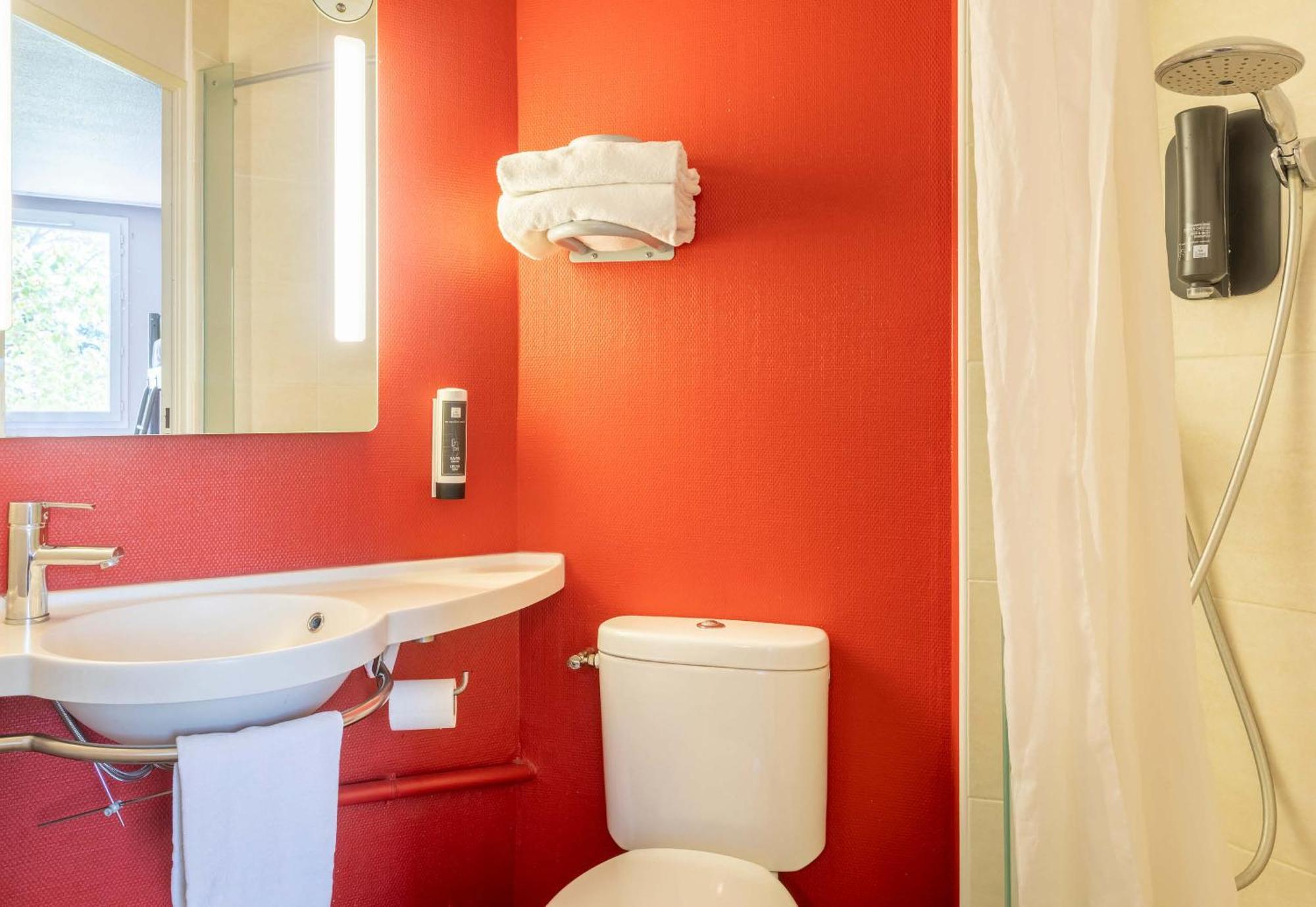 B&B Hotel Toulon Ollioules Zewnętrze zdjęcie
